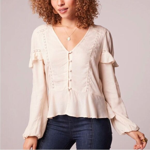 NWT B.O.G. Collective Sandy Cream Ruffle Long Sleeve Top medium - Picture 1 of 16